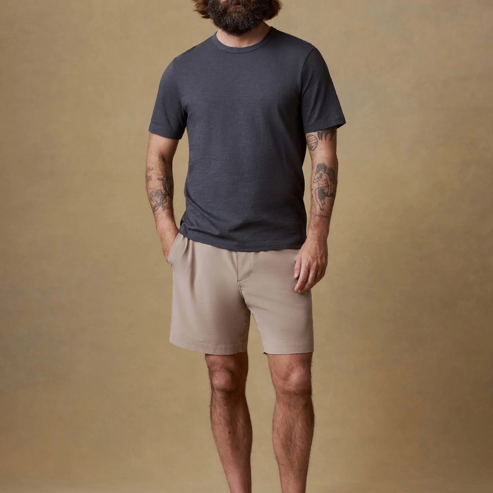 Faherty All Day Shorts 2.0 (9") Men's size 38 Khaki NWT